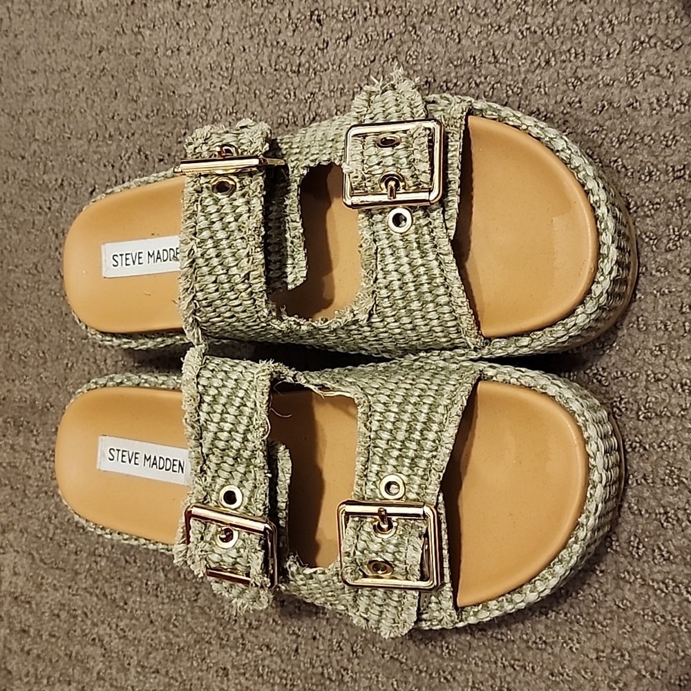 Steve Madden Women's Karrigan platform sandals